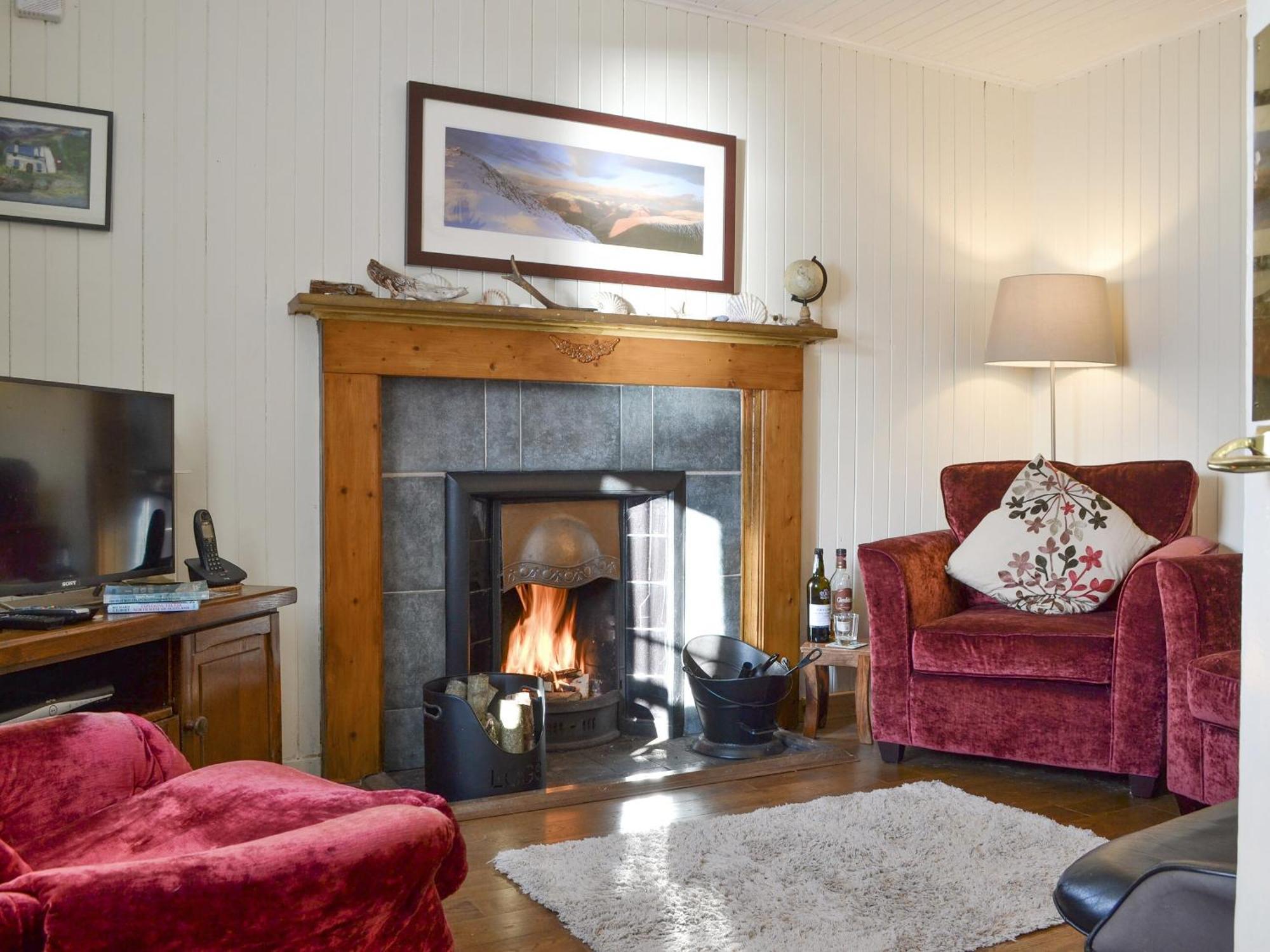 Shore Cottage Arnisdale Экстерьер фото